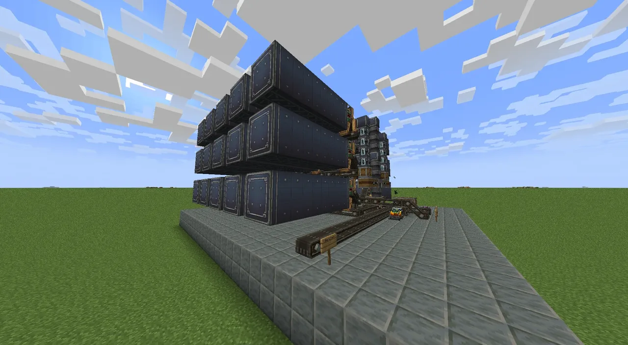 Basic storage system / Capacity: 48,600 stacks ~ 3,100,000 items